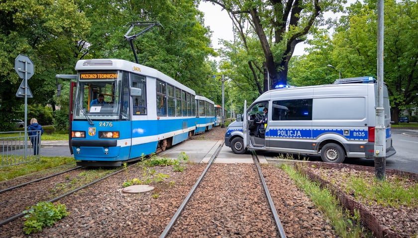 Służby na miejscu wypadku na Biskupinie 11 czerwca 2026