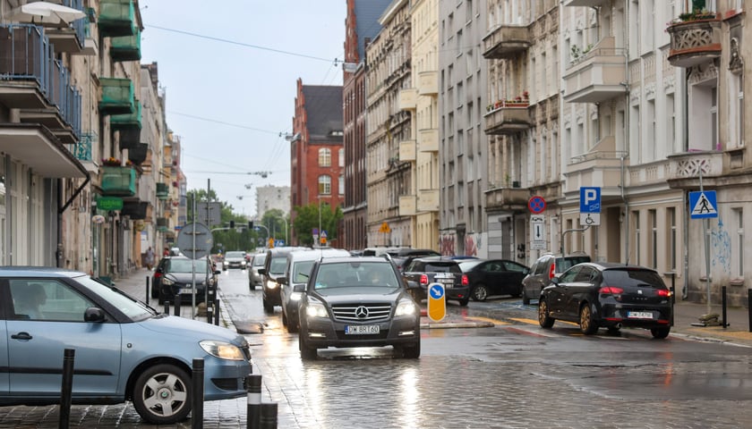 Powiększ obraz: Zdjęcia ulicy Trzebnickiej oraz trasy objazdu wykonane w poniedziałkowy poranek 27 lipca