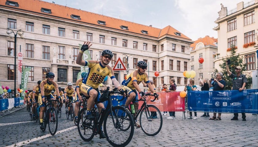 Uczestnicy przejazdu European Peace Ride w 2021 r.