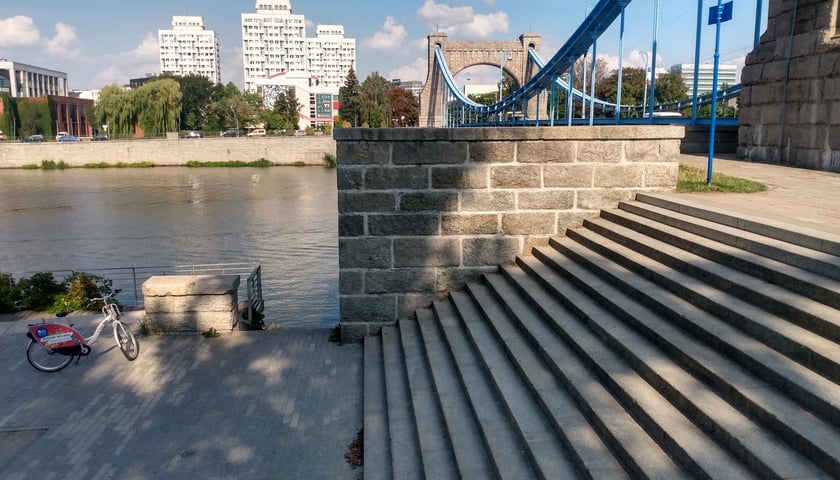 Nowa rampa pieszo-rowerowa połączy most Grunwaldzki z bulwarem Marii i Lecha Kaczyńskich