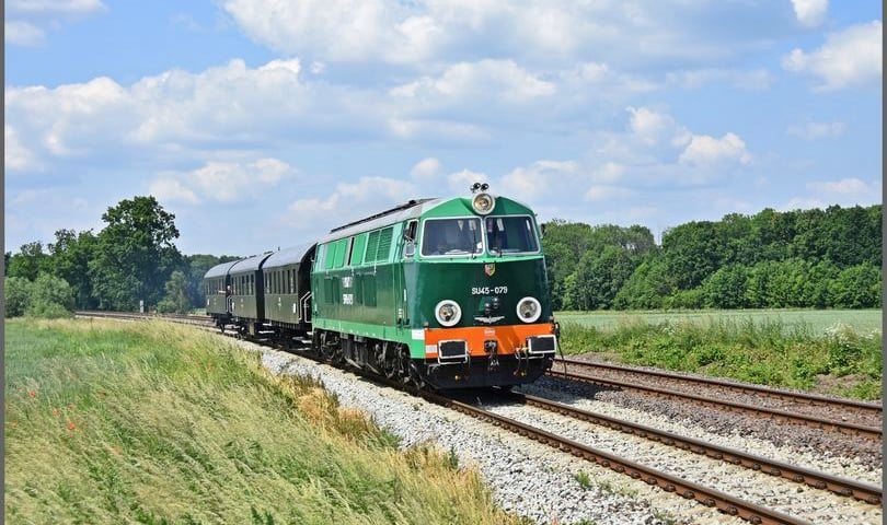 Historyczny pociąg na Dolnym Śląsku