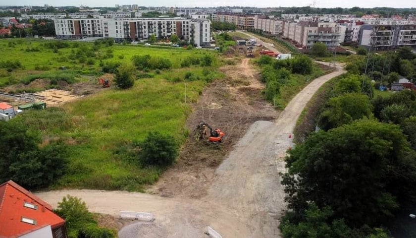 Budowa łącznika na Klecinie.