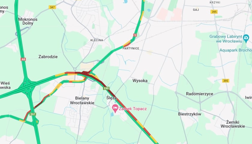 Powiększ obraz: Korek na A4 pod Wrocławiem po wypadku