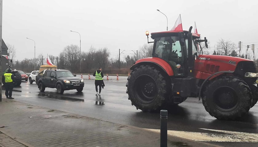 Protest rolników we Wrocławiu przy al. Sobieskiego