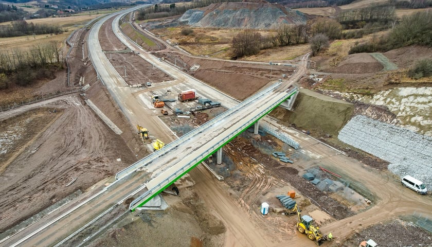 Budowana trasa S3 Bolków - Kamienna Góra na Dolnym Śląsku, luty 2024