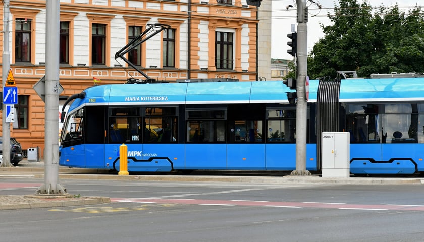 Powiększ obraz: Tramwaj MPK Wrocław