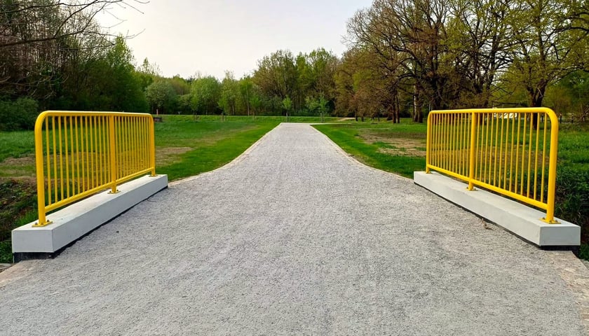 Nowa trasa pieszo-rowerowa w ciągu ulicy Koziej na Maślicach.