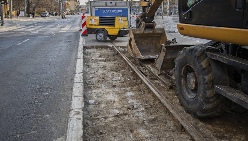 Powiększ obraz: <p>Remont torowiska na Piotra Skargi od 8 marca do drugiej połowy maja 2025.</p>