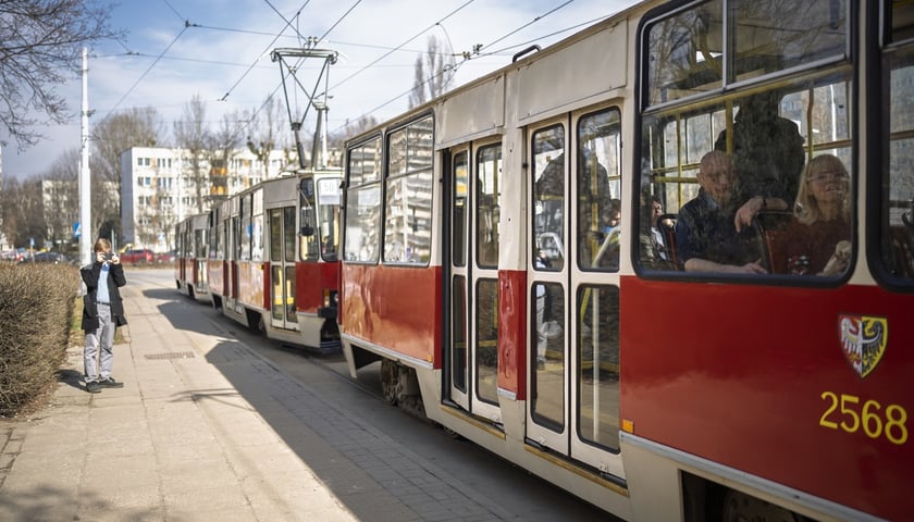 Przejazd kultowymi tramwajami 105N