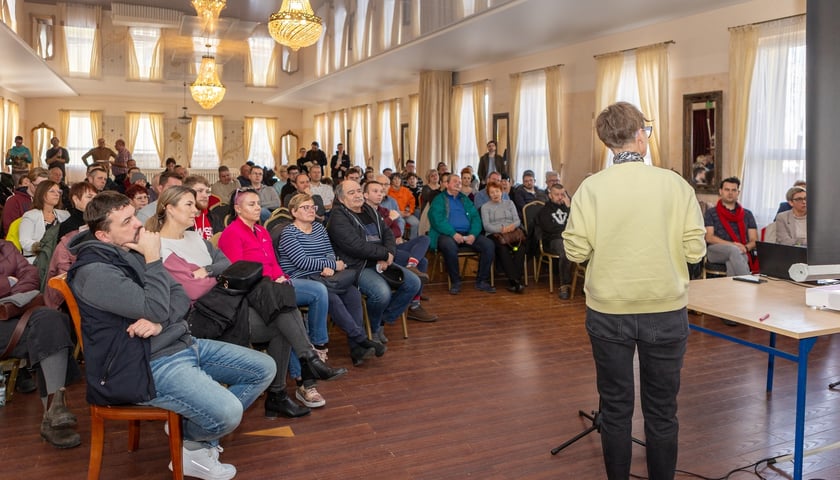 Powiększ obraz: <p>Konsultacje społeczne 15 marca 2025 dotyczące trasy tramwajowej na Psie Pole</p>