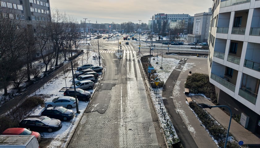 Powiększ obraz: Ulica Poznańska z lotu ptaka. Zdjęcie z 5 stycznia