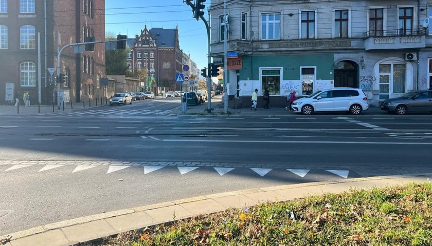 Powiększ obraz: Niebawem rozpocznie się projektowanie zmian na ulicy Trzebnickiej. Poprawi się przede wszystkim rowerzystom