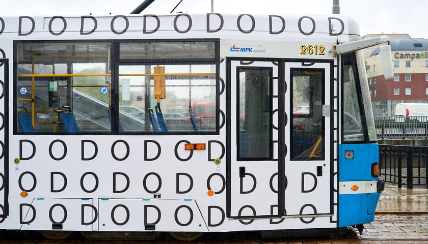 Powiększ obraz: Wrocławski tramwaj Protram 204 WrAs