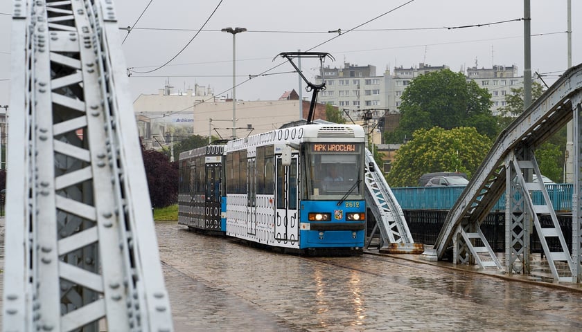Powiększ obraz: Wrocławski tramwaj Protram 204 WrAs