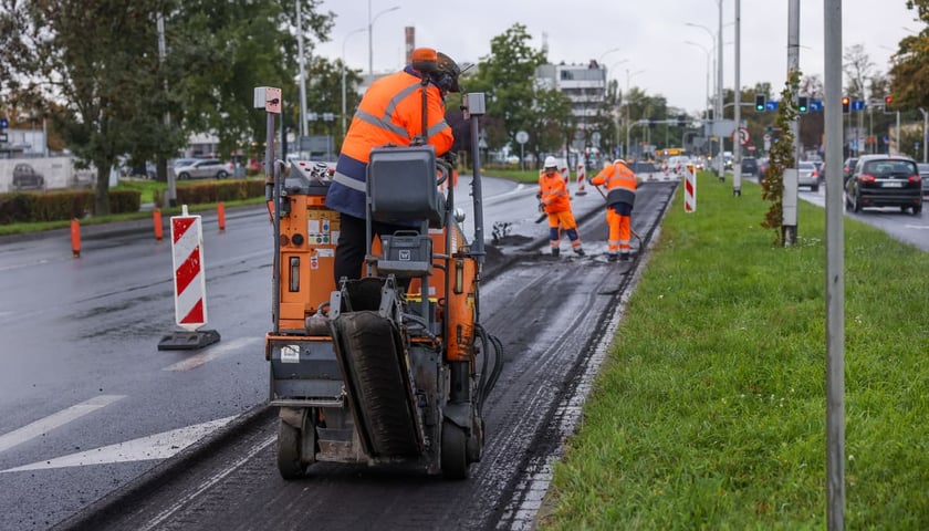 Powiększ obraz: <p>Remont na Krzywoustego. Wrocław, 06.10.2025</p>