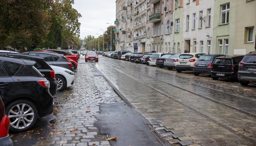Powiększ obraz: Na zdjęciu ul. Zielińskiego. Wrocławskie Inwestycje przygotują przetarg, który wyłoni projektanta przebudowy ulicy