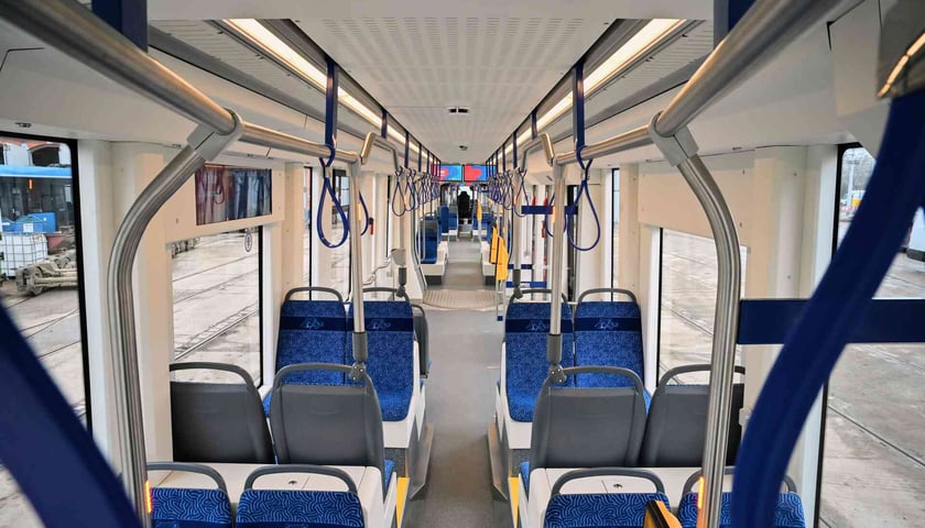 Powiększ obraz: Pesa 146N