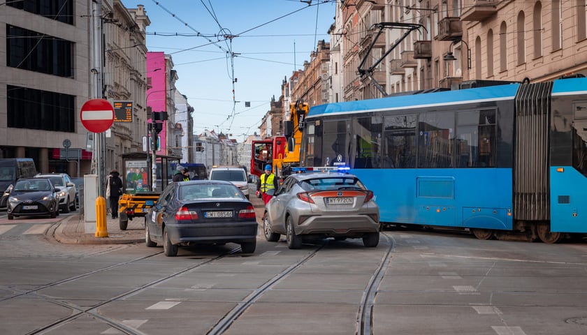 Wykolejenie tramwaju przy ul. Piłsudskiego, 06.01.2026