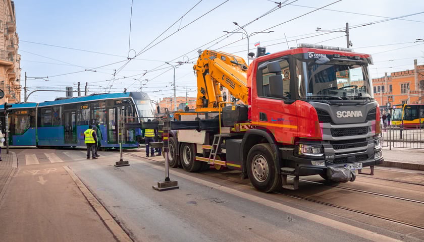 Wykolejenie tramwaju przy ul. Piłsudskiego, 06.01.2026
