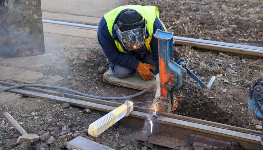 Powiększ obraz: Awaria torowiska na ul. Legnickiej. Wrocław, 22.01.2026