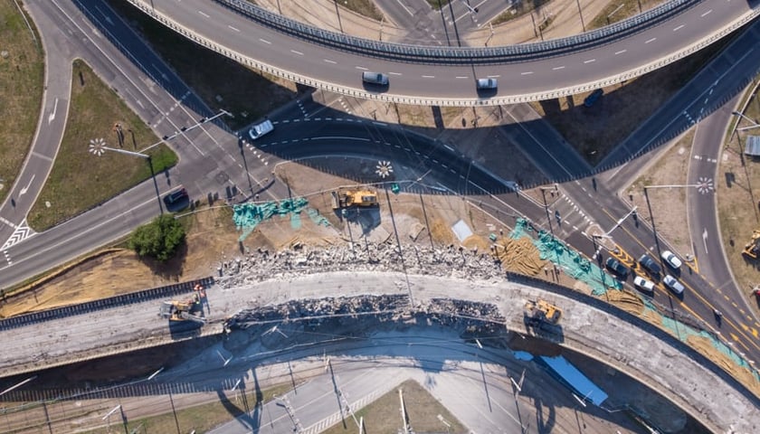 Powiększ obraz: Rozbiórka estakady zachodniej - rok 2019