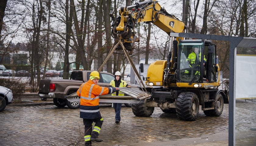 Powiększ obraz: Początek prac na pętli Sępolno - 21.02.2026 r.