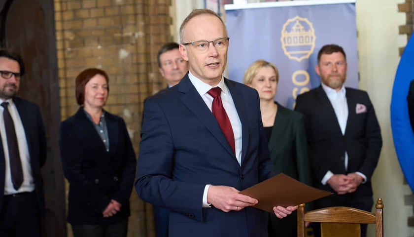 <p>dr Łukasz kamiński, dyrektor Ossolineum</p>