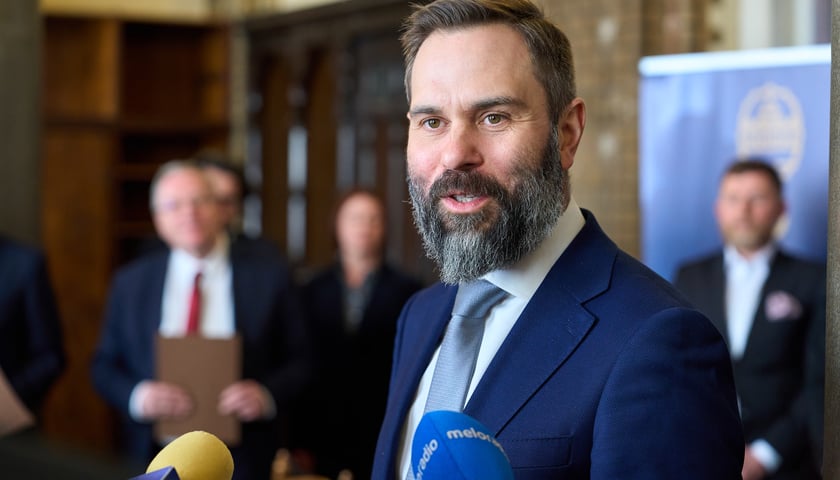 <p>dr Marek Mutor, wicedyrektor Ossolineum</p>