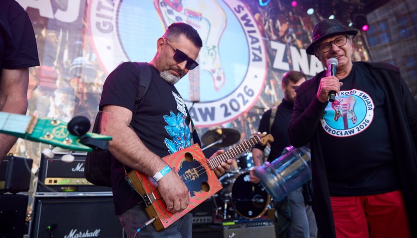 Konkurs na gitarę z &bdquo;byle czego&rdquo; podczas Gitarowego Rekordu Świata 2026