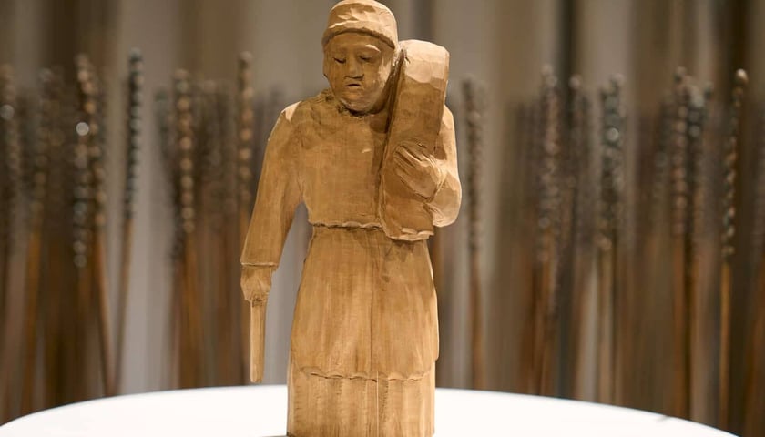 Wystawa &bdquo;Ala Savashevich. Twoje ciało to pole pracy&rdquo; w Muzeum Etnograficznym do 16 sierpnia