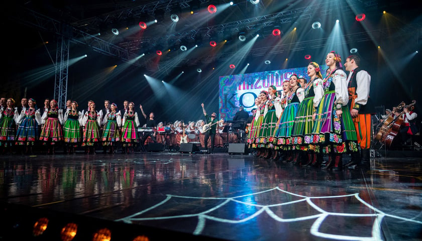 Koncert zespołów Mazowsze i Kombii