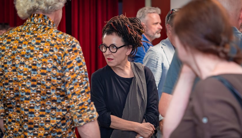 <p>Premiera filmu &bdquo;Ojczyzna&rdquo; w Kinie DCF &ndash; Olga Tokarczuk</p>