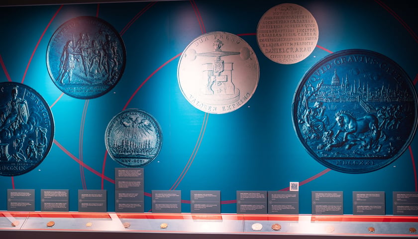 Wystawa &bdquo;Medalierstwo 1700-1799 w zbiorach Muzeum Narodowego we Wrocławiu&rdquo; potrwa do 30 sierpnia
