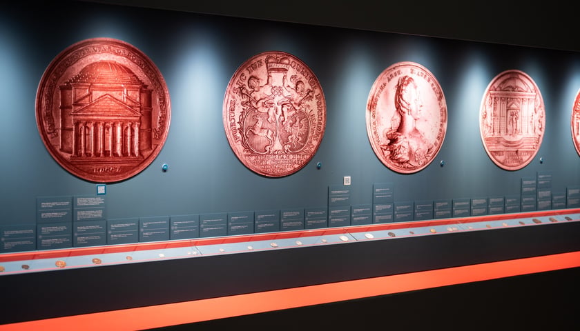 Wystawa &bdquo;Medalierstwo 1700-1799 w zbiorach Muzeum Narodowego we Wrocławiu&rdquo; potrwa do 30 sierpnia