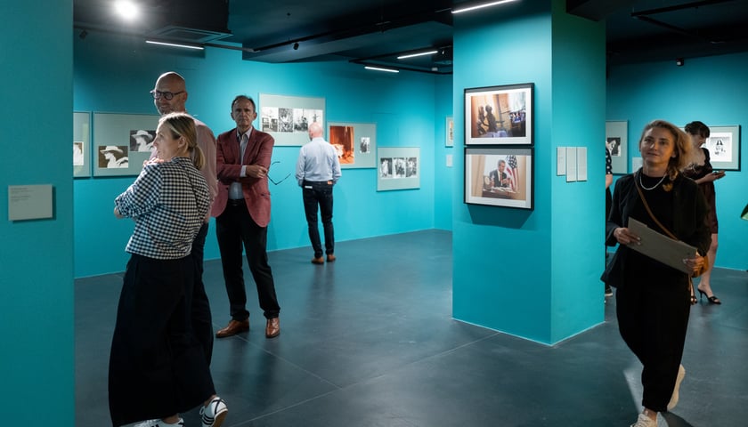 Wernisaż wystawy „Marilyn Monroe. Czuję, że ją znam, ale czasem moje ręce wyginają się do tyłu” w Krupa Art Foundation