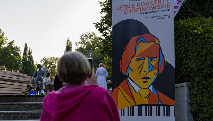 <p>Koncert Chopinowski w Parku Południowym 16 sierpnia 2026, wystąpili Piotr Alexewicz i Franciszek Gąsieniec</p>
