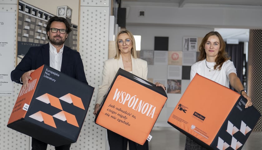 <p>Konferencja prasowa zapowiadająca ENL 2026, od lewej: J. Perduta, P. Tyniec-Piszcz, D. Kawalerowicz</p>