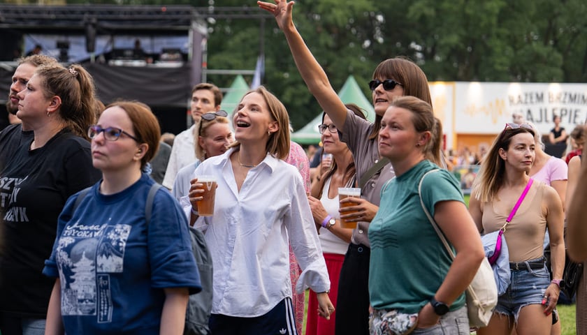 Erste Letnie Brzmienia, pierwszy dzień koncert&oacute;w na Stadionie Olimpijskim we Wrocławiu, piątek 28.08.2026.