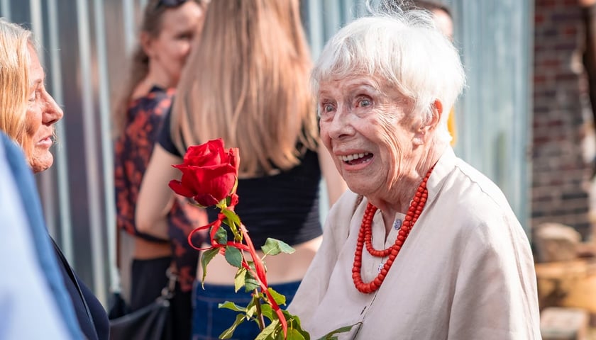 Anna Szpakowska-Kujawska