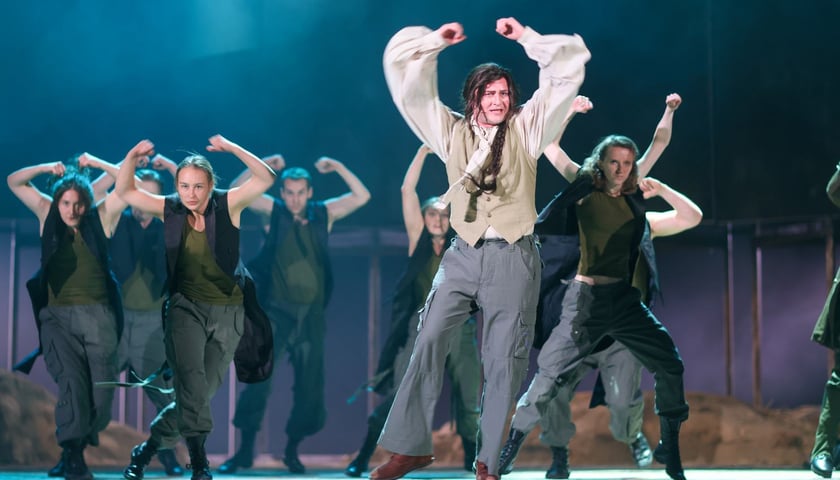 <p>Scena z musicalu &bdquo;Kościuszko&rdquo; w Teatrze Muzycznym Capitol</p>
