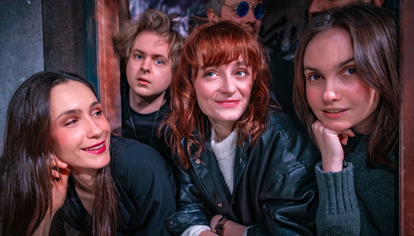 Zespół Teatru Układ Formalny