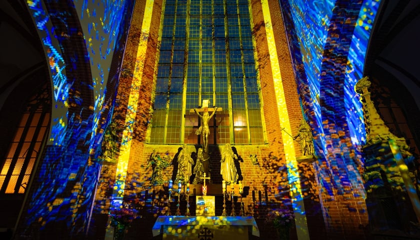Spektakl świetlny „Genesis” w katedrze św. Marii Magdaleny