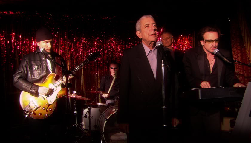 „I’m Your Man” w DCF-ie