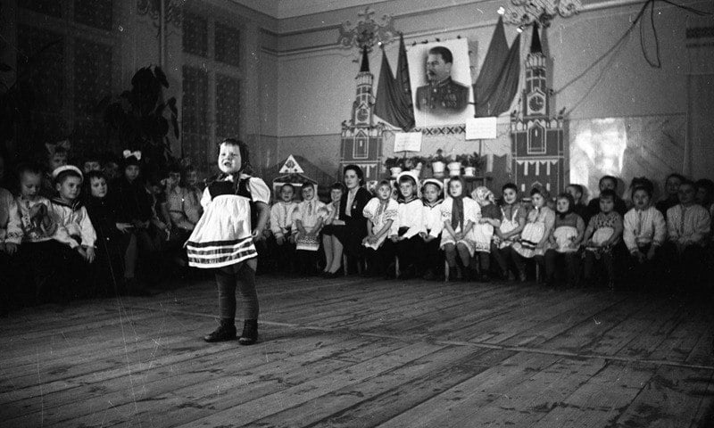 ZSRR na zdjęciach Juliena Bryana i Tomasza Kiznego