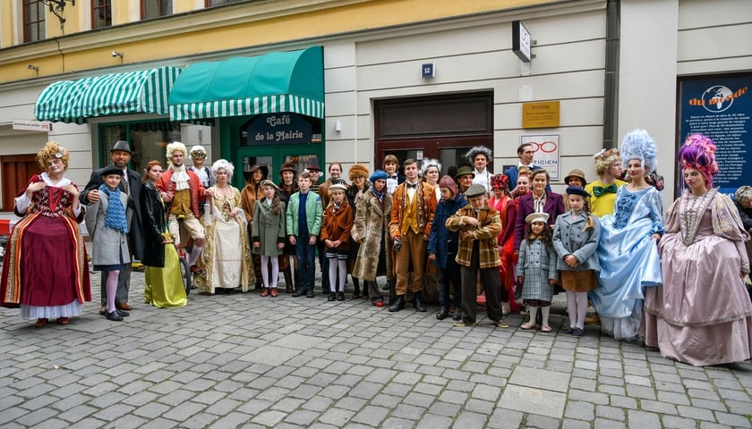 Powiększ obraz: Zdjęcia do filmu ?Doppelgänger. Sobowtór? we Wrocławiu