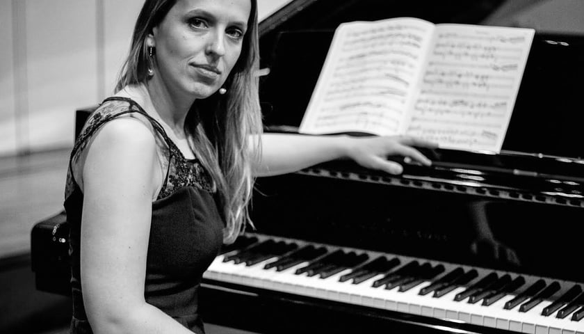 Pianistka Hanna Lizinkiewicz wystąpi 2 lipca, podczas pierwszego z serii koncertów