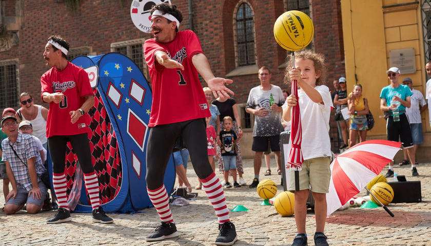 BuskerBus 2022 Wrocław Rynek