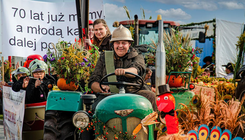 Co roku dożynki gminne przyciągają tłumy ludzi spragnionych dobrej zabawy