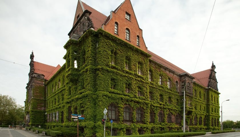 Na zdjęciu gmach główny Muzeum Narodowego we Wrocławiu 