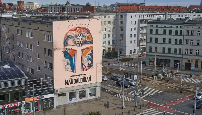 Mural Jakuba Kamińskiego przy pl. Legionów we Wrocławiu